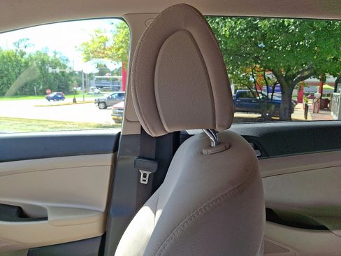 Used 2016 Hyundai Tucson SE w/ Option Group 02 image 17