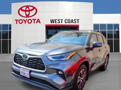 Used 2022 Toyota Highlander XLE