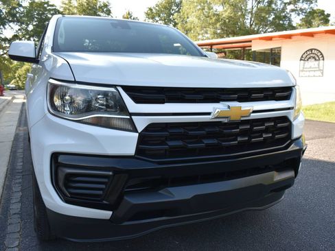 Used 2021 Chevrolet Colorado LT w/ Safety Package RWD image 39