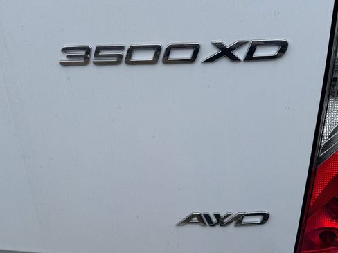 Used 2024 Mercedes-Benz Sprinter 3500 image 13