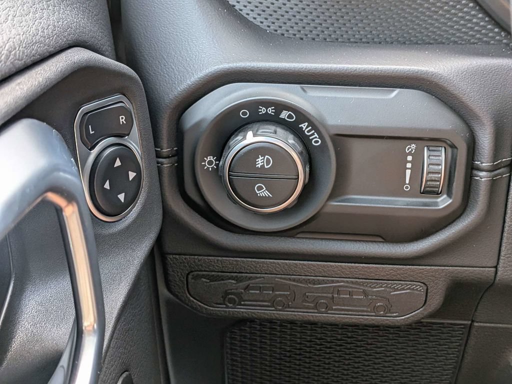 New 2026 Jeep Gladiator Rubicon AWD/4WD image 31