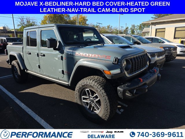 Used 2025 Jeep Gladiator Mojave AWD/4WD image 1