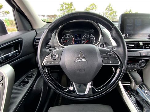 Used 2024 Mitsubishi Eclipse Cross SE image 6