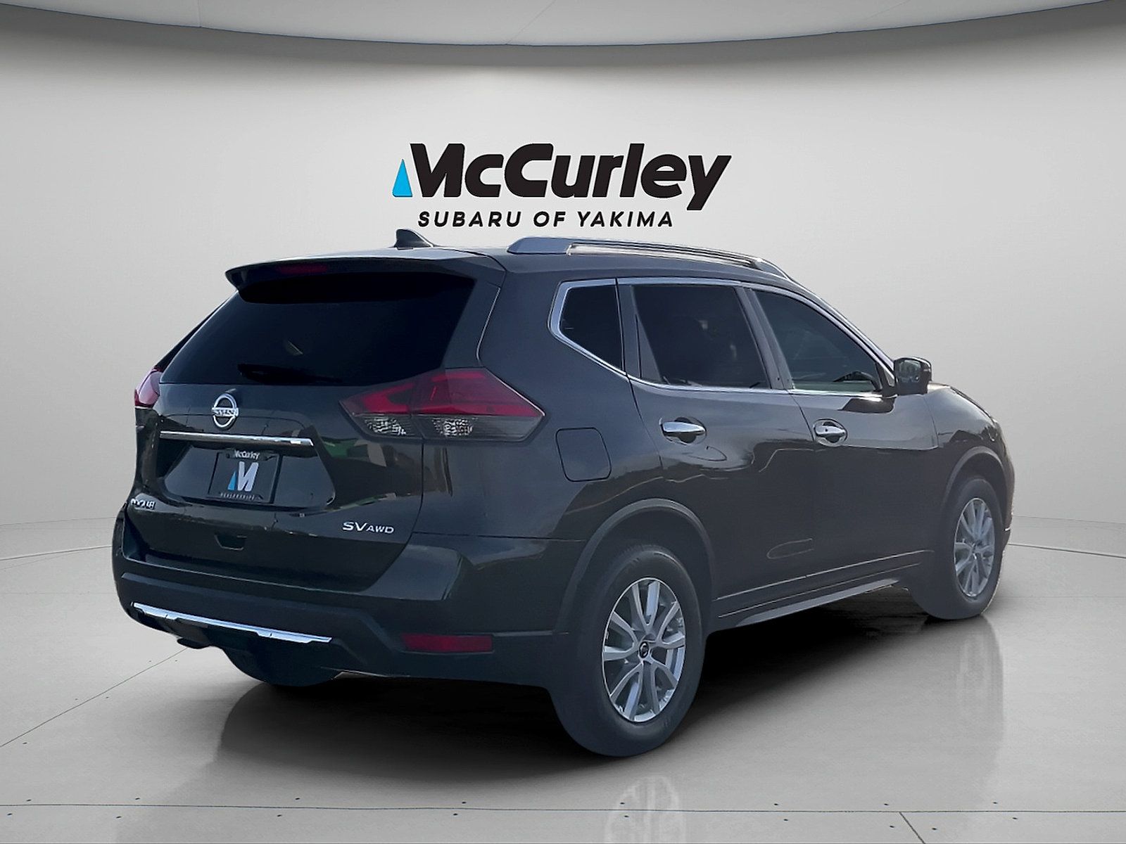 Used 2017 Nissan Rogue SV w/ SV Premium Package AWD/4WD image 5
