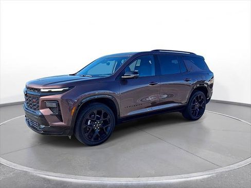 Used 2026 Chevrolet Traverse RS image 4