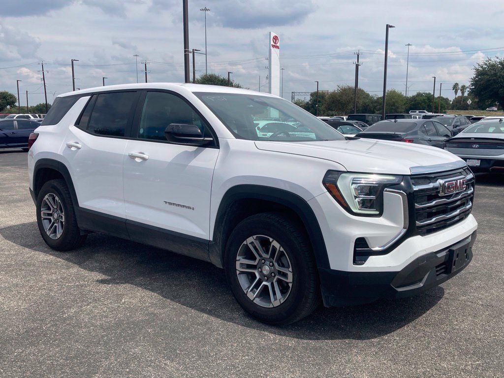 Used 2026 GMC Terrain Elevation AWD/4WD image 3