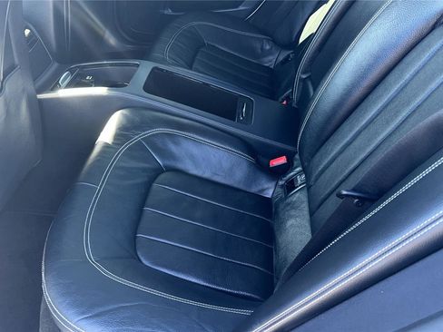 Used 2013 Mercedes-Benz CLS 550 image 18