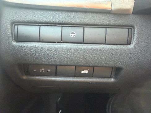 Used 2022 Nissan Rogue SV w/ SV Premium Package AWD/4WD image 17
