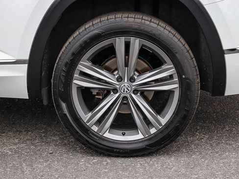 Used 2019 Volkswagen Atlas SEL R-Line FWD image 13