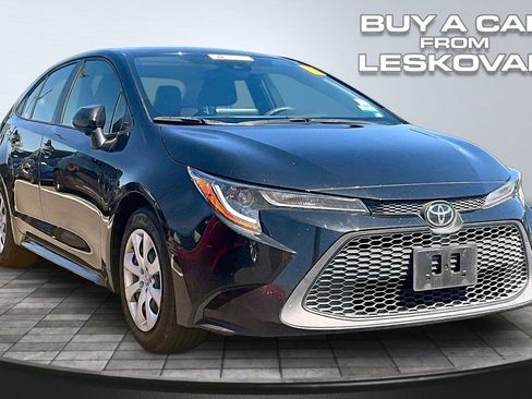 Used 2022 Toyota Corolla LE FWD image 1