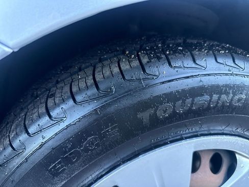 Used 2018 Chevrolet Cruze LS image 27