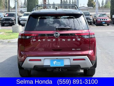Used 2022 Nissan Pathfinder SL AWD/4WD image 6