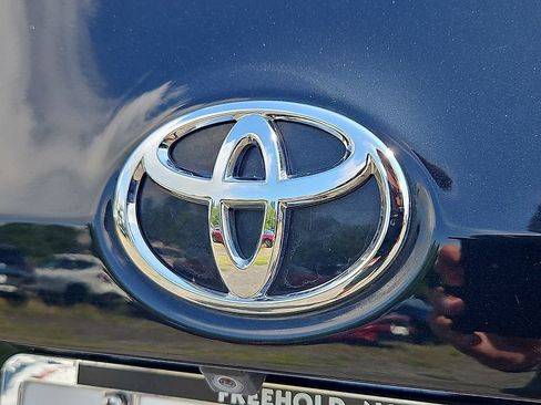Used 2016 Toyota Corolla LE w/ Body Protection Package #1 FWD image 29