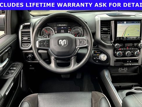 Used 2024 RAM 1500 Laramie AWD/4WD image 5