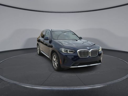 Used 2022 BMW X3 xDrive30i w/ Premium Package 2 AWD/4WD image 3