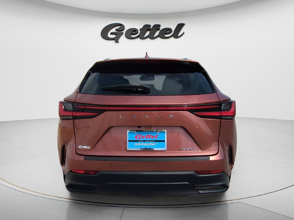 Used 2025 Lexus NX 250 FWD w/ Towing Package (2000 Lbs) image 6