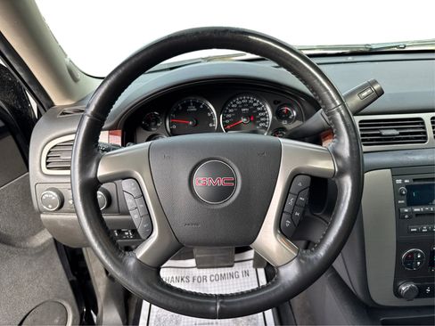 Used 2014 GMC Yukon SLT w/ SLT-2 Equipment Package AWD/4WD image 20