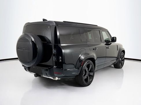 New 2026 Land Rover Defender 130 X-Dynamic SE AWD/4WD image 5
