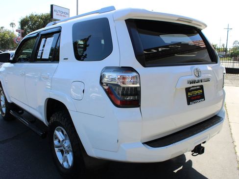 Used 2018 Toyota 4Runner SR5 Premium AWD/4WD image 6