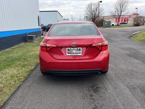 Used 2019 Toyota Corolla LE image 3