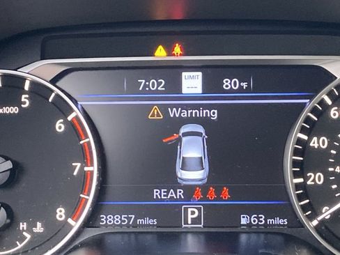 Used 2023 Nissan Altima 2.0 SR FWD image 22