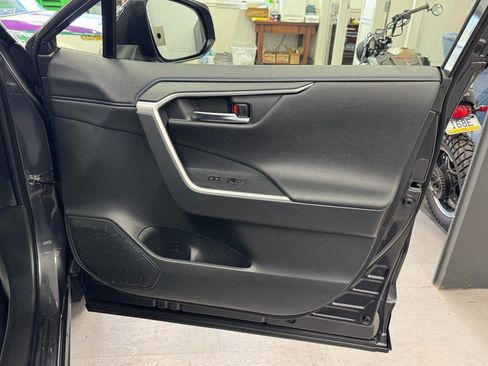 Used 2025 Toyota RAV4 XSE w/ Weather Package image 18