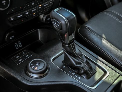 Certified 2023 Ford Ranger Lariat w/ FX4 Off-Road Package image 24