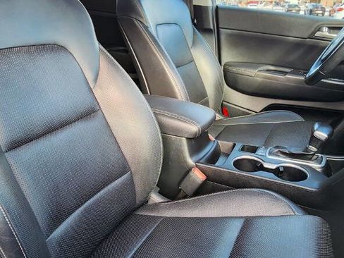 Used 2017 Kia Sportage EX w/ EX Technology Package image 24