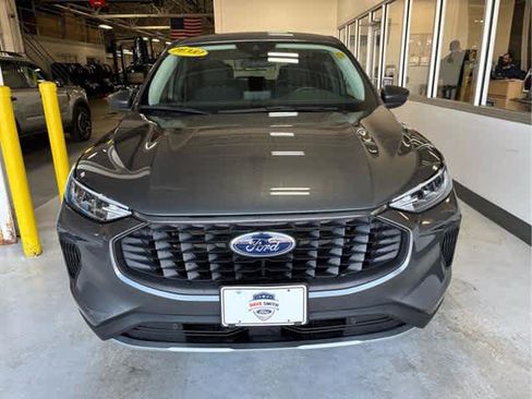 New 2025 Ford Escape Active w/ Cold Weather Package image 2