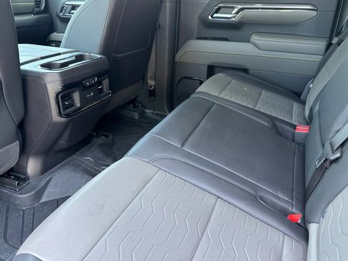 Used 2024 Chevrolet Silverado 1500 ZR2 AWD/4WD image 12