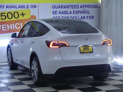 Used 2023 Tesla Model Y Performance AWD/4WD image 4