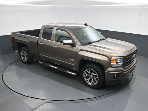 Used 2015 GMC Sierra 1500 SLE w/ All-Terrain Package AWD/4WD image 55
