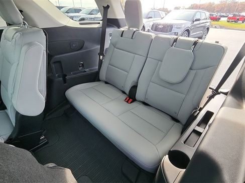 New 2026 Ford Explorer Platinum w/ LUX Leather Package image 24