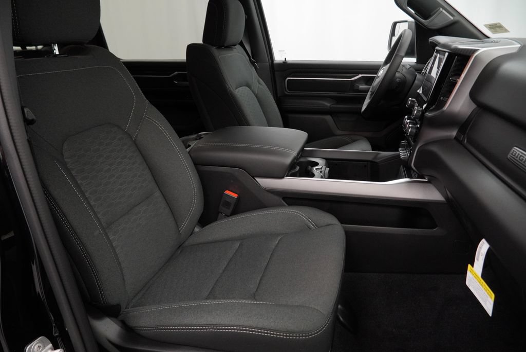 New 2026 RAM 1500 Big Horn AWD/4WD image 33