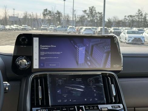 New 2026 Lexus LX 600 4WD w/ Luxury Package image 10