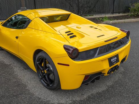 Used 2013 Ferrari 458 Spider RWD image 51