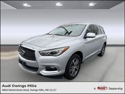 Used 2019 INFINITI QX60 Luxe w/ Essential Package
