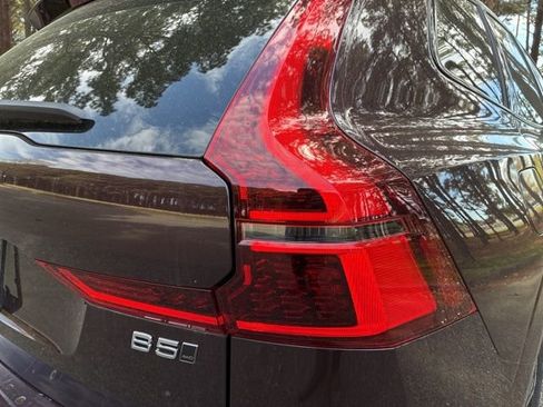 New 2026 Volvo XC60 B5 Core image 17