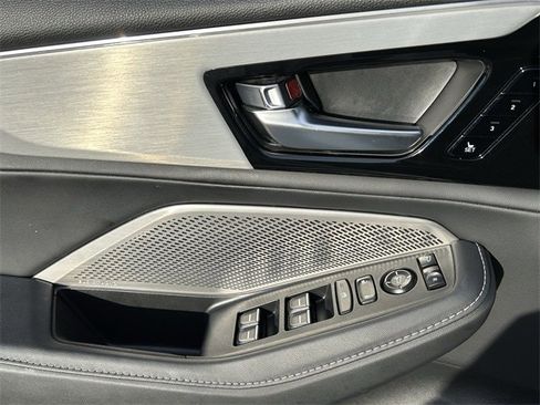 Used 2023 Acura MDX FWD w/ Technology Package image 25