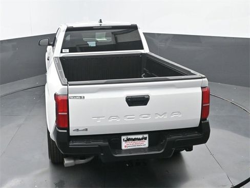 Used 2024 Toyota Tacoma SR image 29