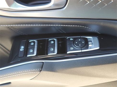 Used 2022 Kia Sorento SX image 24