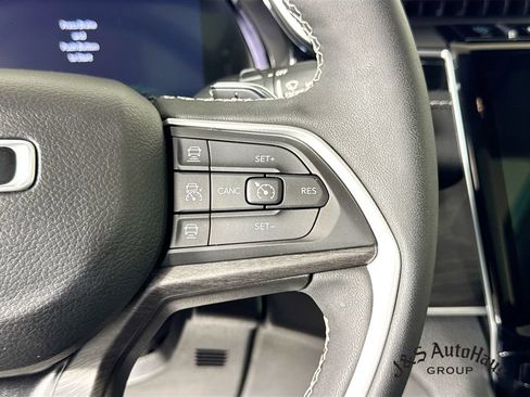 Used 2022 Jeep Grand Cherokee Limited 4xe AWD/4WD image 14