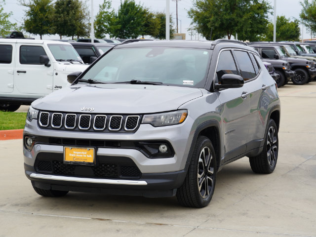 Certified 2024 Jeep Compass Limited AWD/4WD image 5