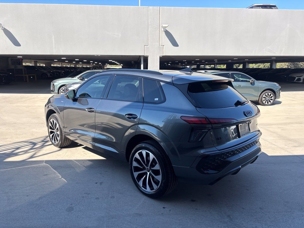 Used 2026 Audi Q3 quattro 2.0T AWD/4WD image 8