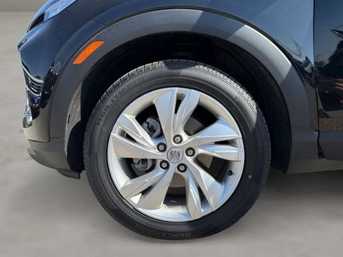 Used 2025 Buick Encore GX Preferred AWD/4WD image 22