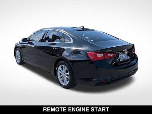 Used 2016 Chevrolet Malibu LT w/ Leather Package FWD image 3