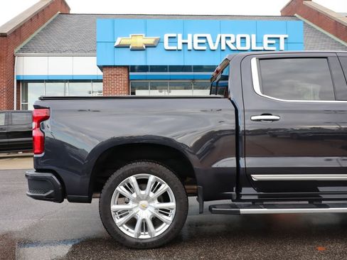 Used 2023 Chevrolet Silverado 1500 High Country w/ High Country Premium Package image 43