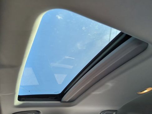 Used 2022 Honda CR-V EX image 12