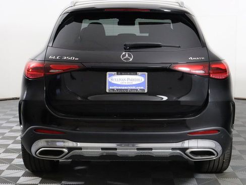 Used 2025 Mercedes-Benz GLC 350e 4MATIC image 9