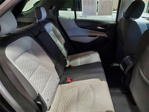 Used 2019 Chevrolet Equinox LT image 12